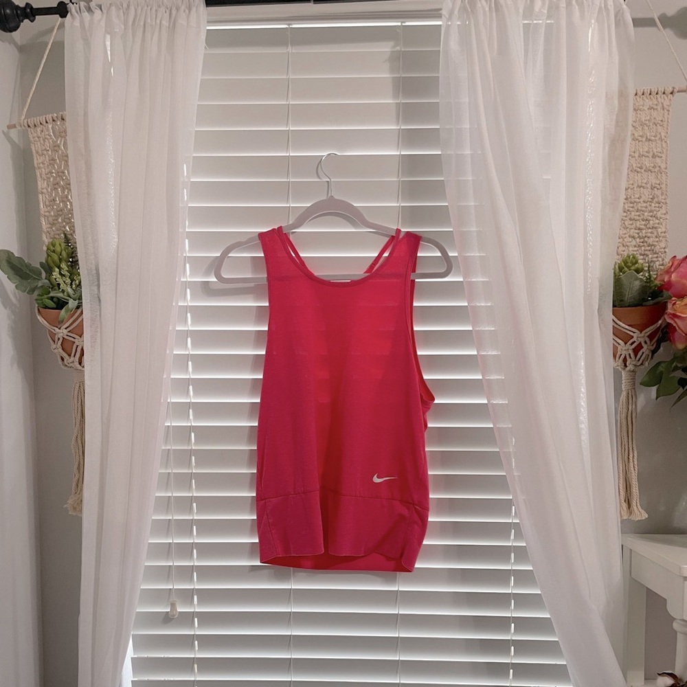 NIKE TANK TOP